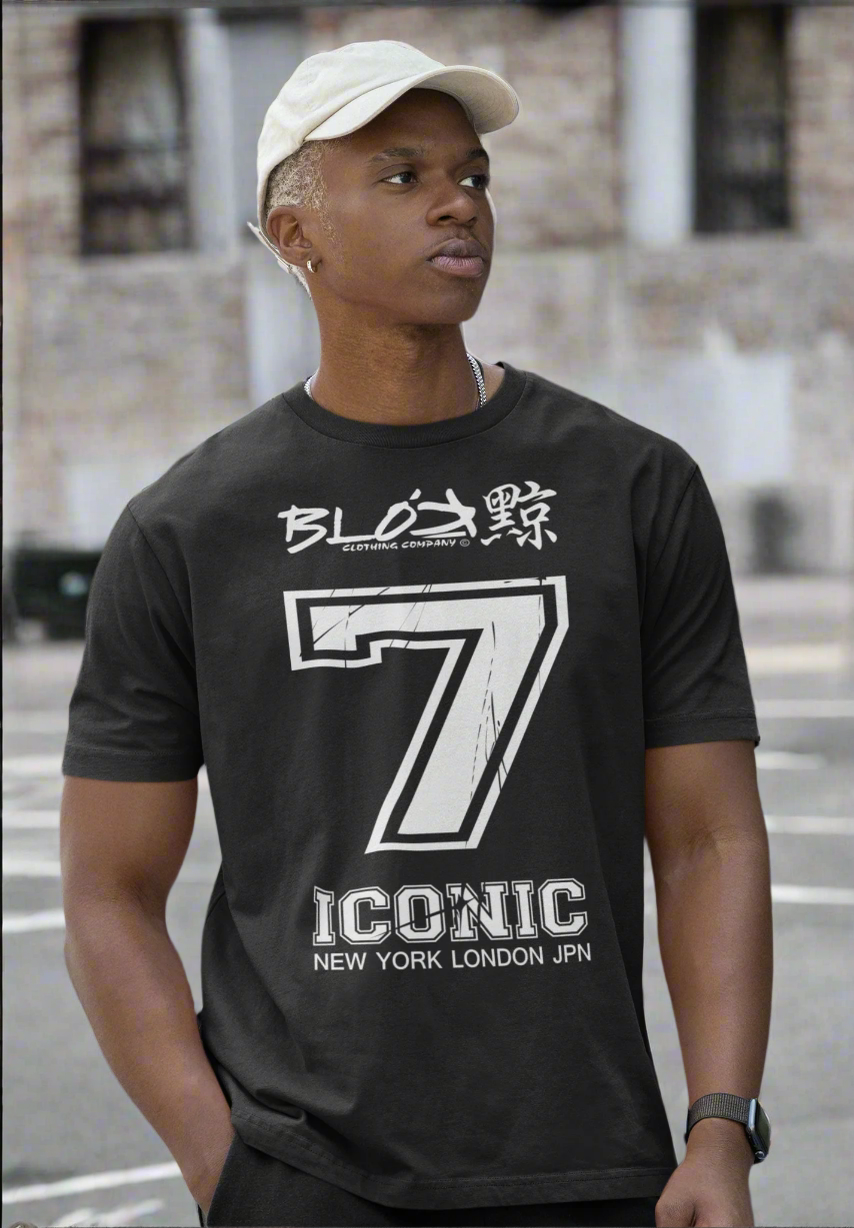 Iconic 7 - Front Print - in White - Oversize Men's