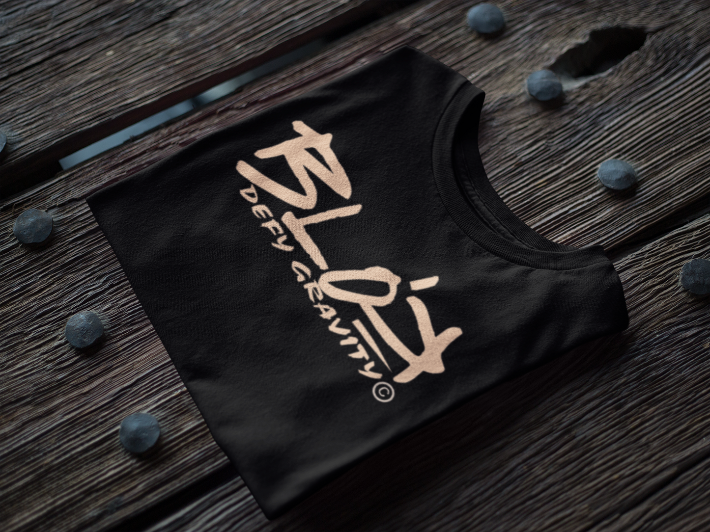 Essentials Large Logo - Sand Print - Women's Relaxed Fit