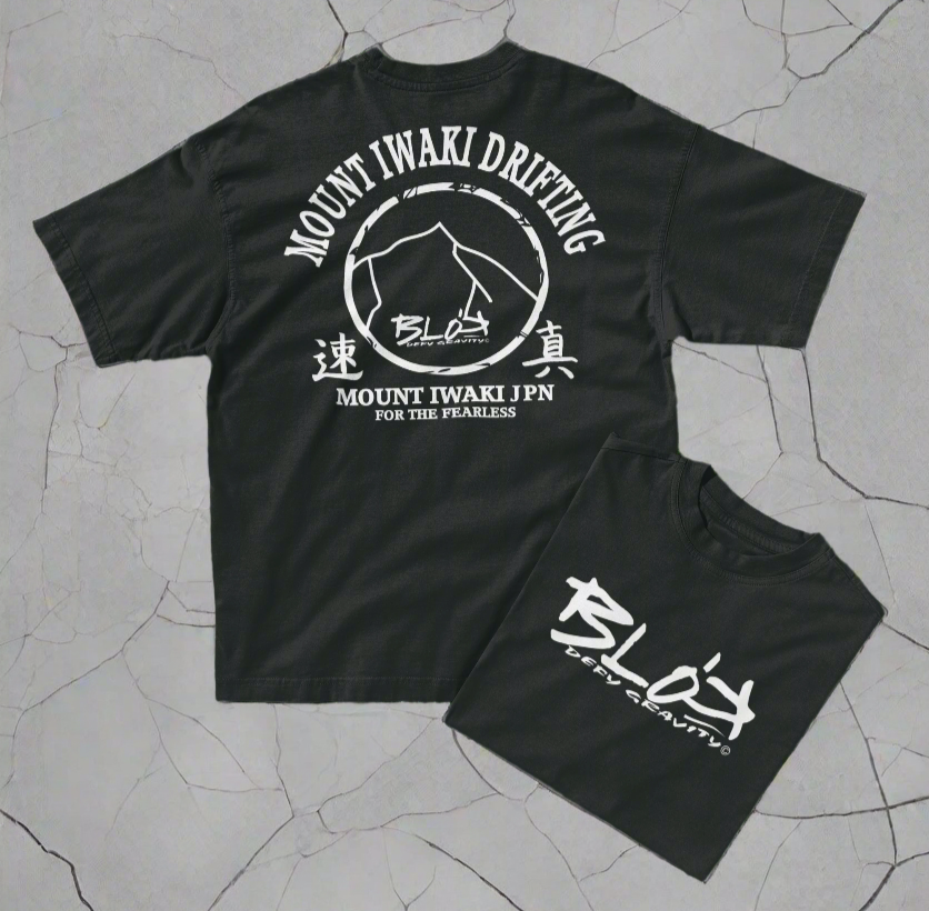 Mount Iwaki - Front & Back Print - in White - Men's Oversize