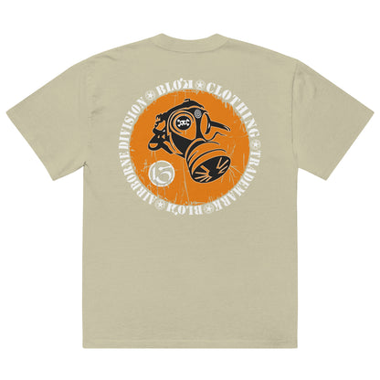 Gas mask - Front & Back Print - in White & Orange - Men's Oversize