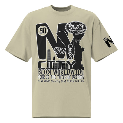 New York City Worldwide - Front & Arm Print in Black & White - Women's Oversize