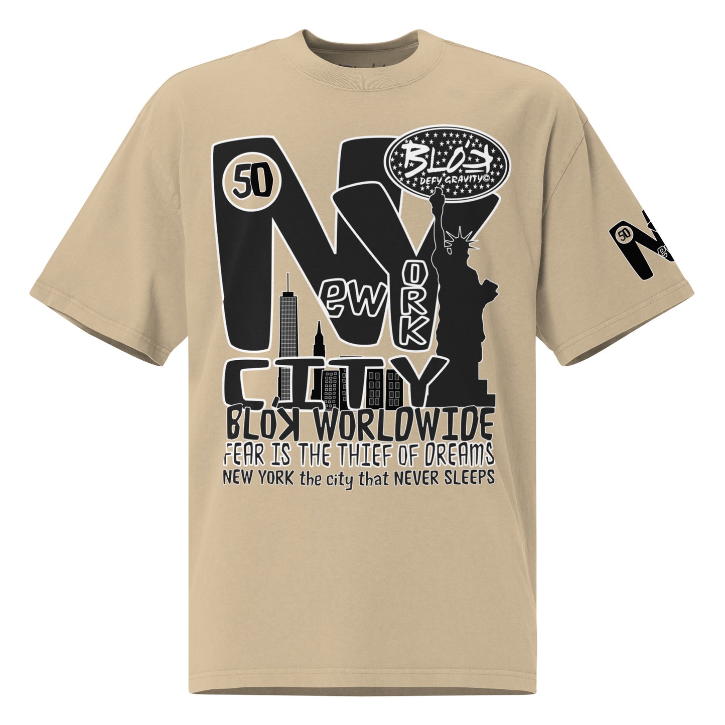 New York City Worldwide - Front & Arm Print in Black & White - Women's Oversize