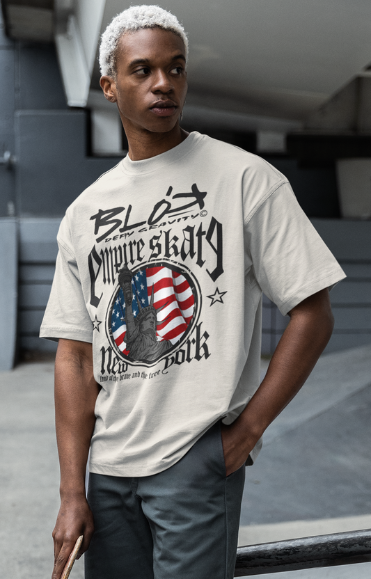 Empire Skate - New York - Front Print - in Black - Oversized