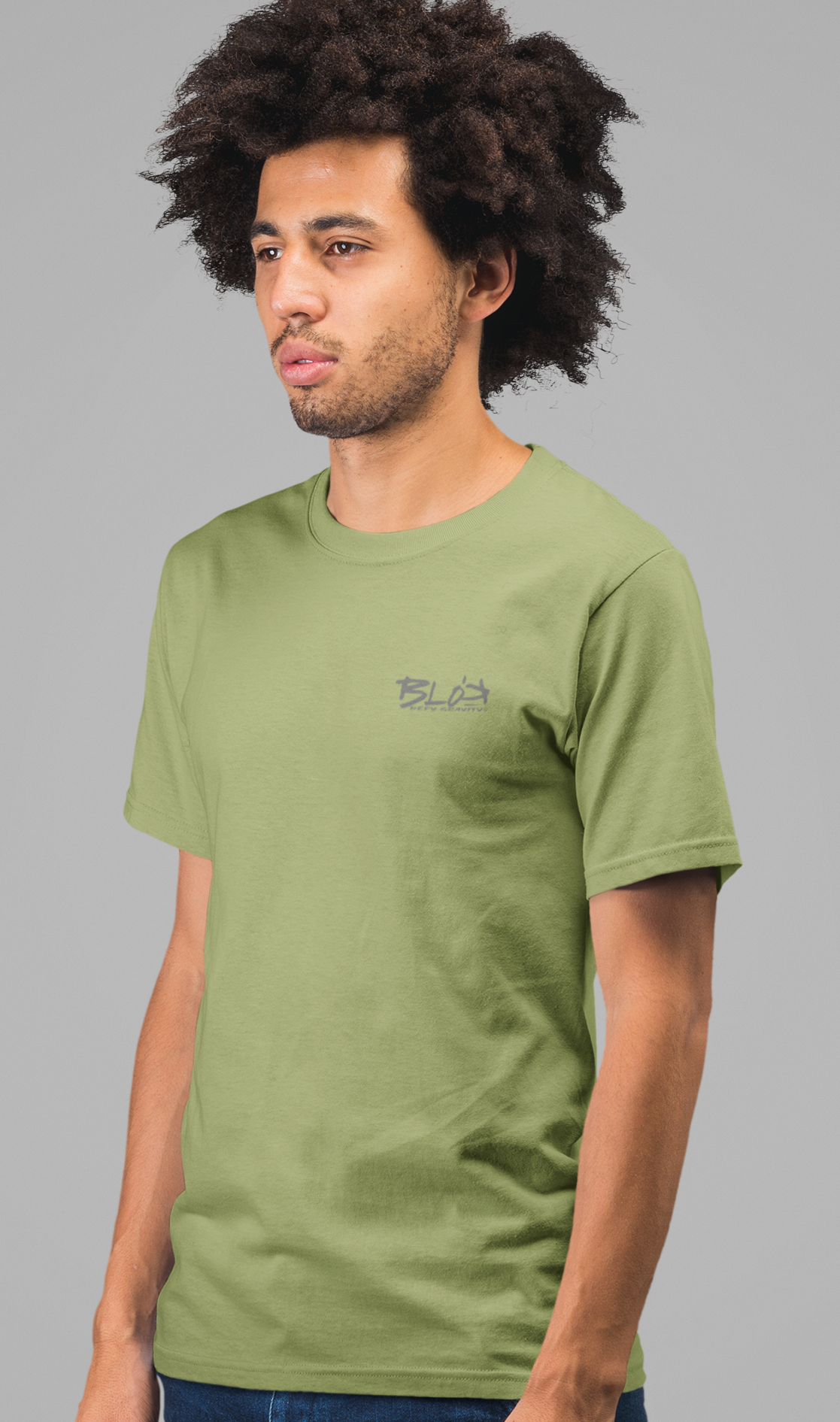 Essentials Small Logo - in Grey - Men's Classic Fit