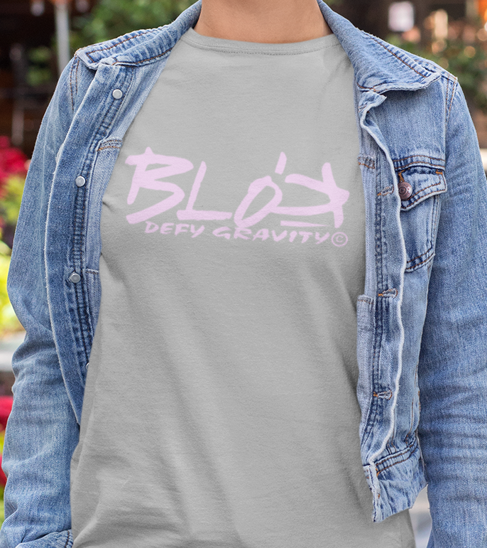 BLOK Essential Large Logo - Baby Pink Print Women's Slim Fit Graphic T-Shirt